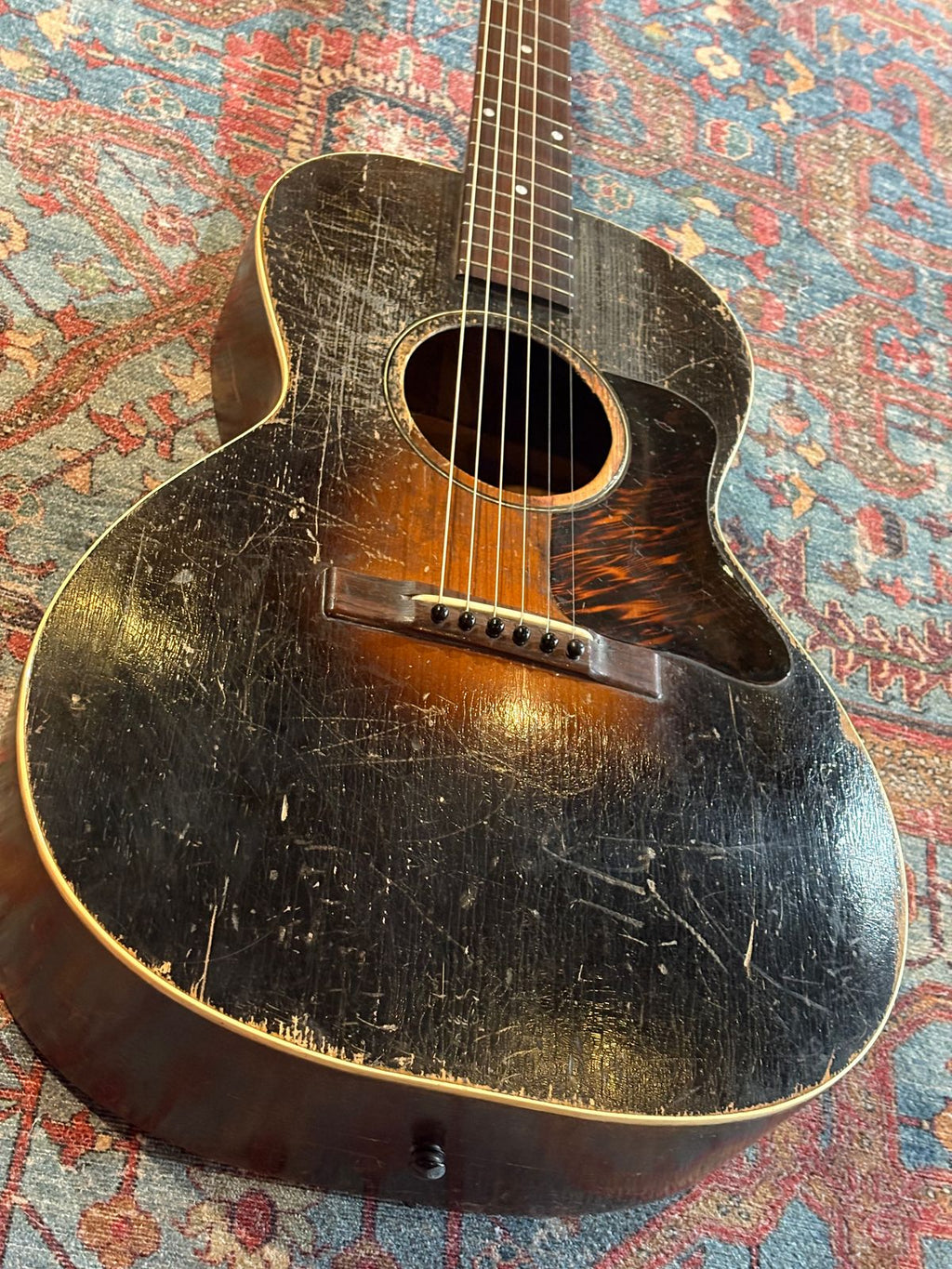 1933 Gibson L-00 - Sunburst