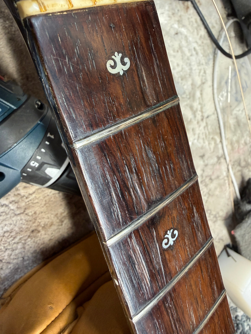 1943 Gibson LG-2 Bannerhead