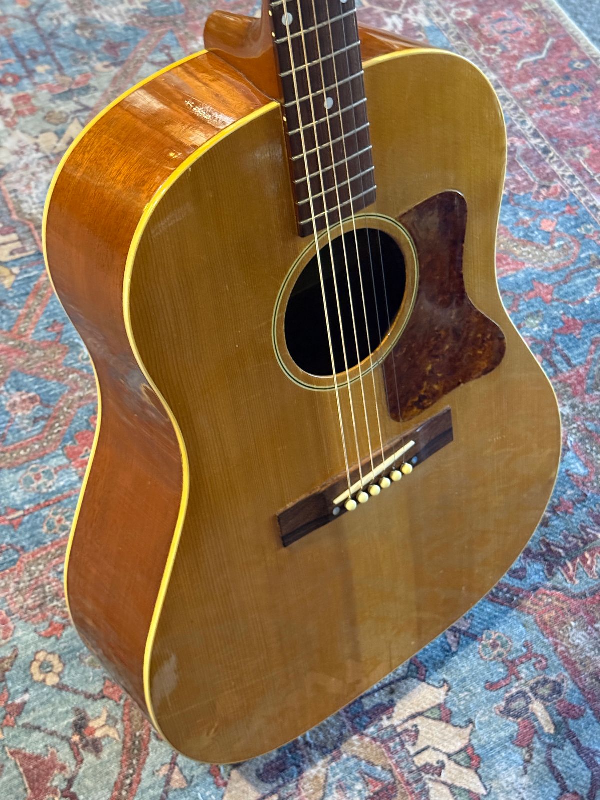1941 Gibson J-35 - Natural
