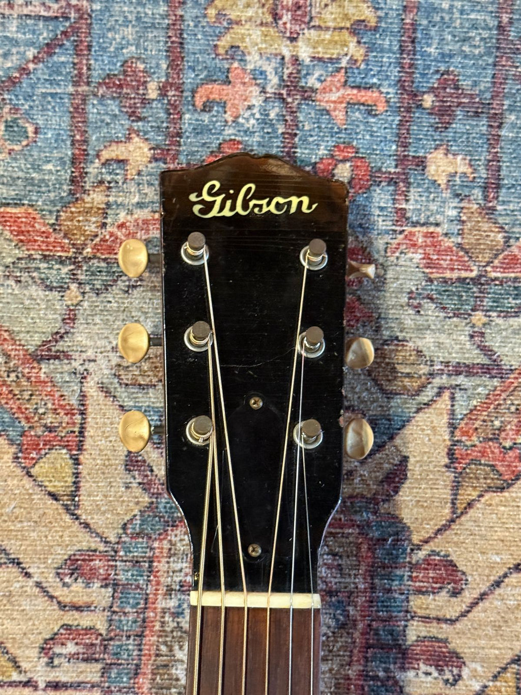 1941 Gibson J-35 - Natural