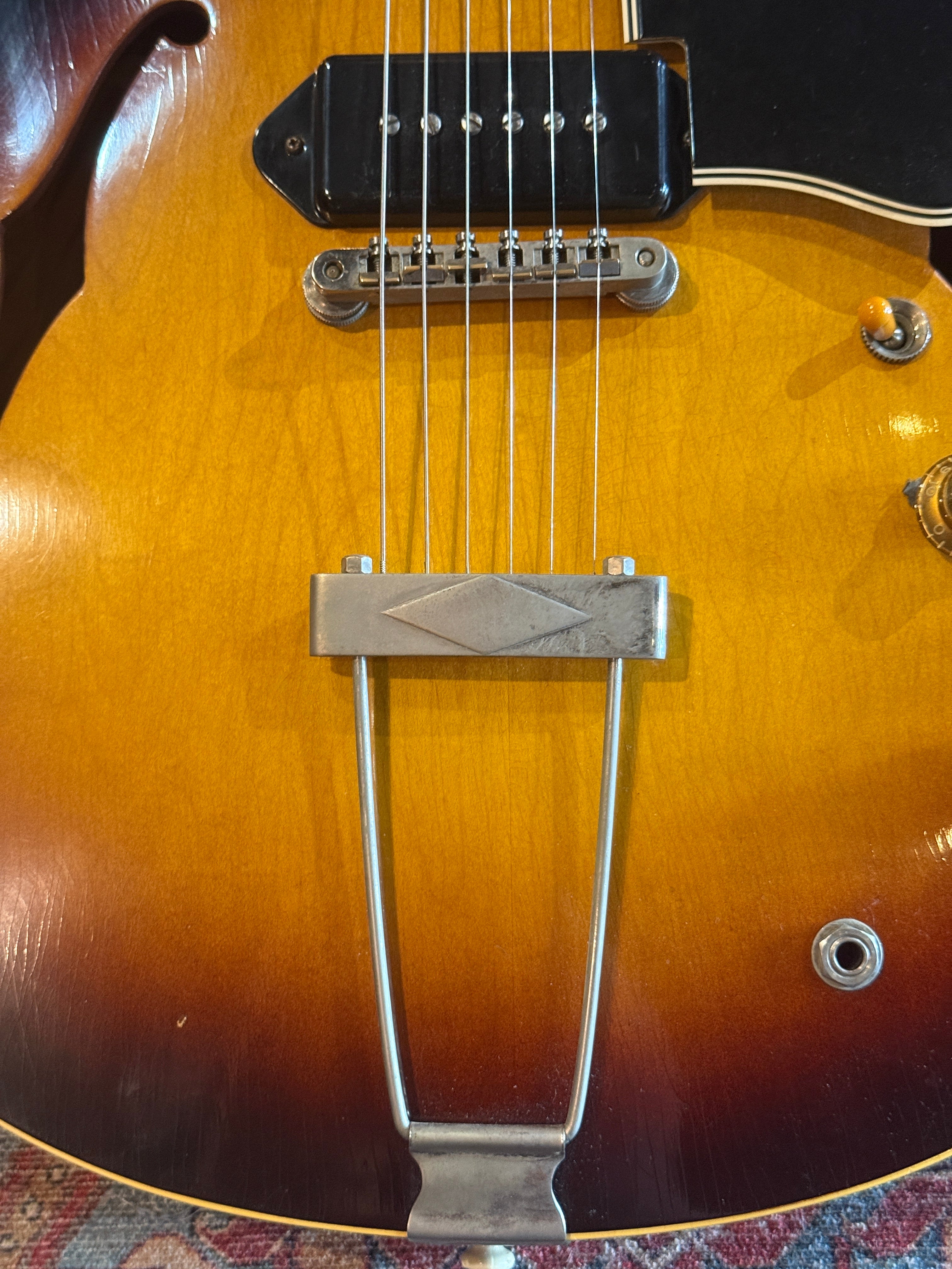 1960 Gibson ES-330TD - Sunburst