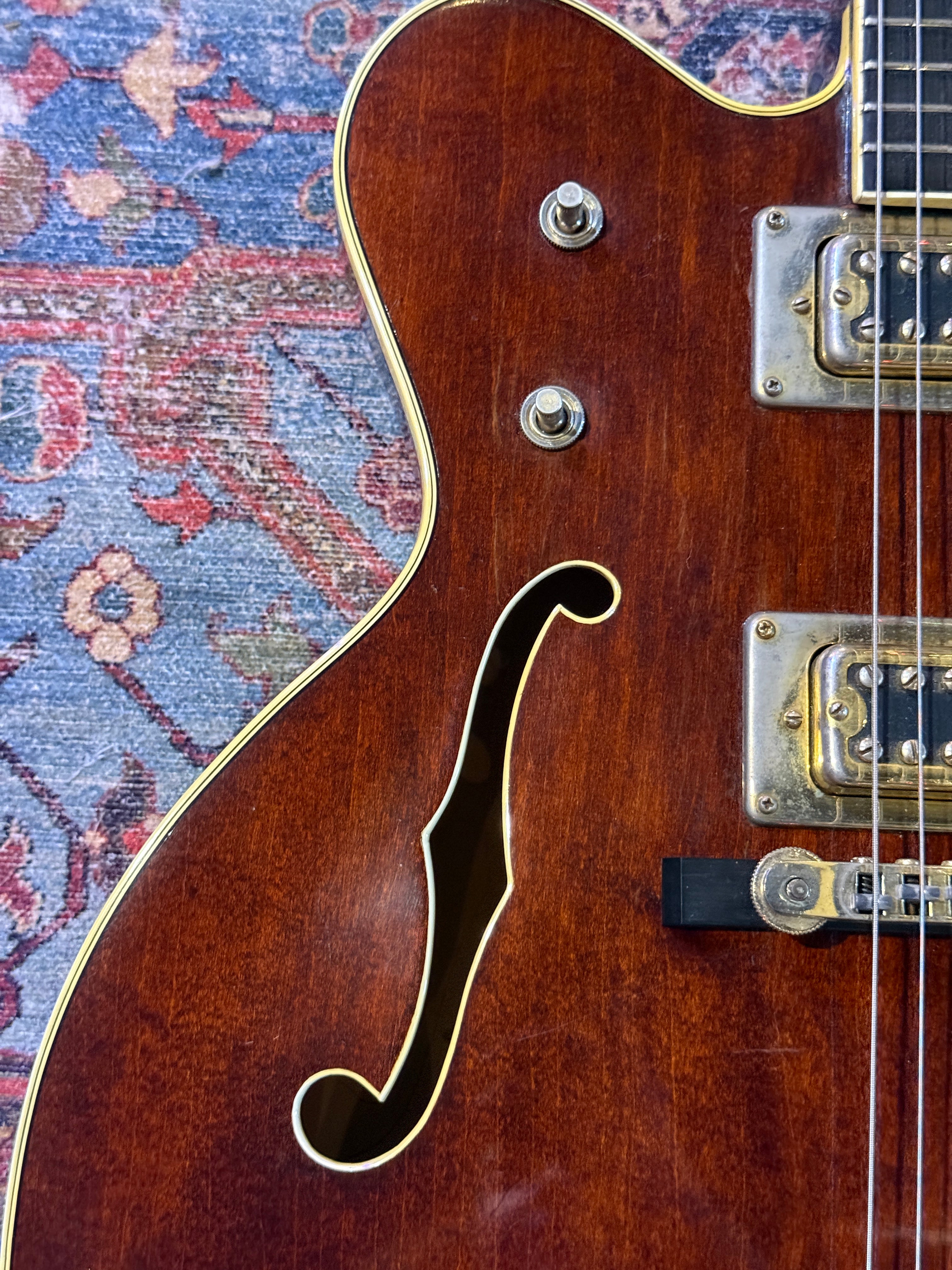 1974 Gretsch 7670 Chet Atkins Country Gentleman - Walnut Brown