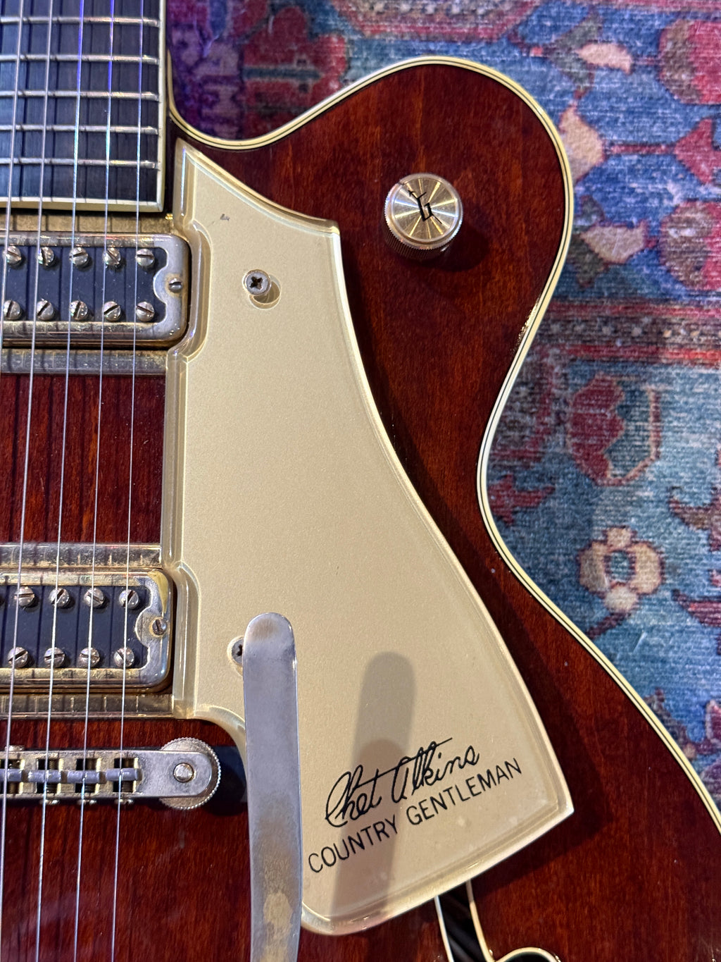 1974 Gretsch 7670 Chet Atkins Country Gentleman - Walnut Brown