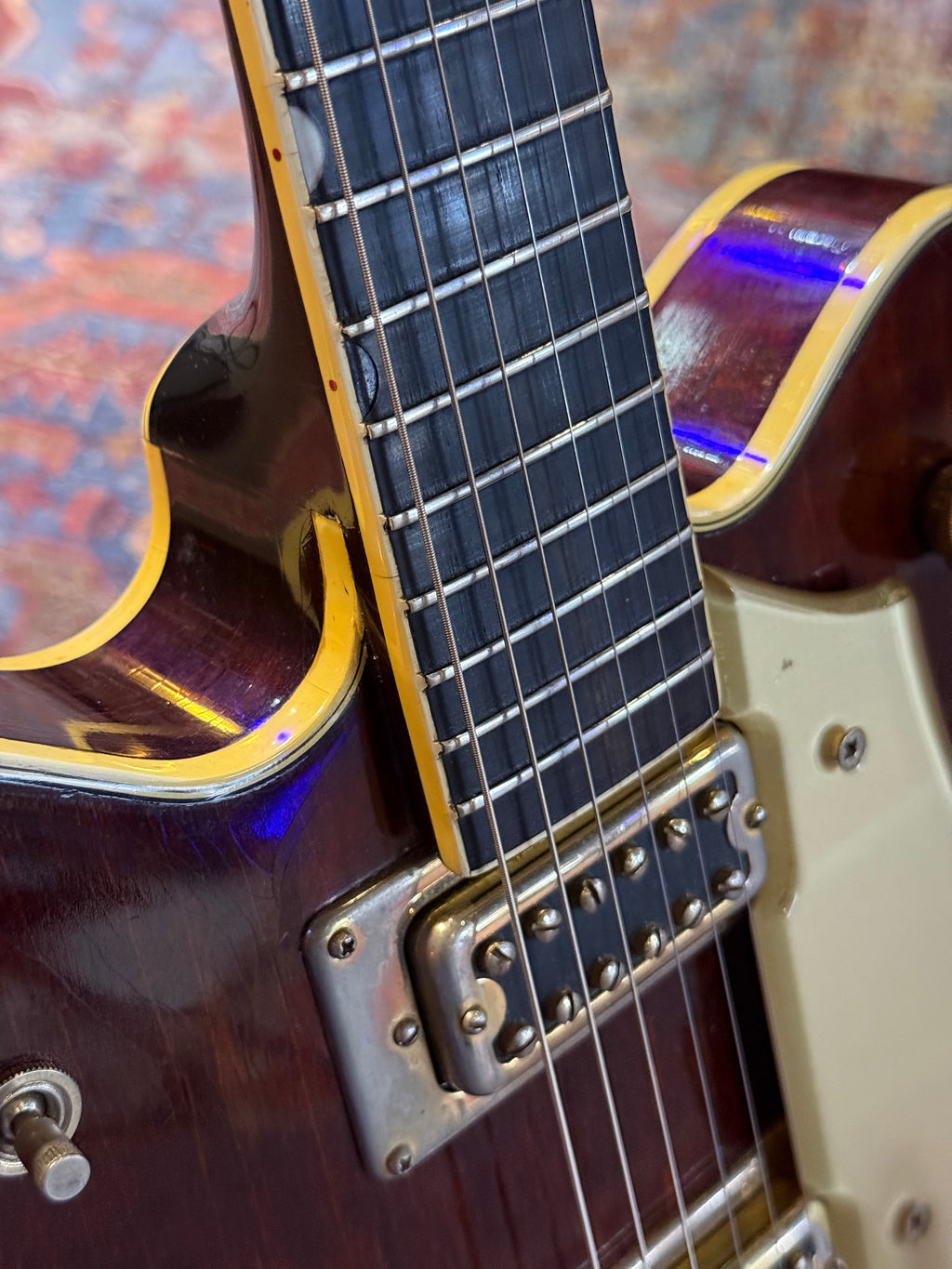 1974 Gretsch 7670 Chet Atkins Country Gentleman - Walnut Brown