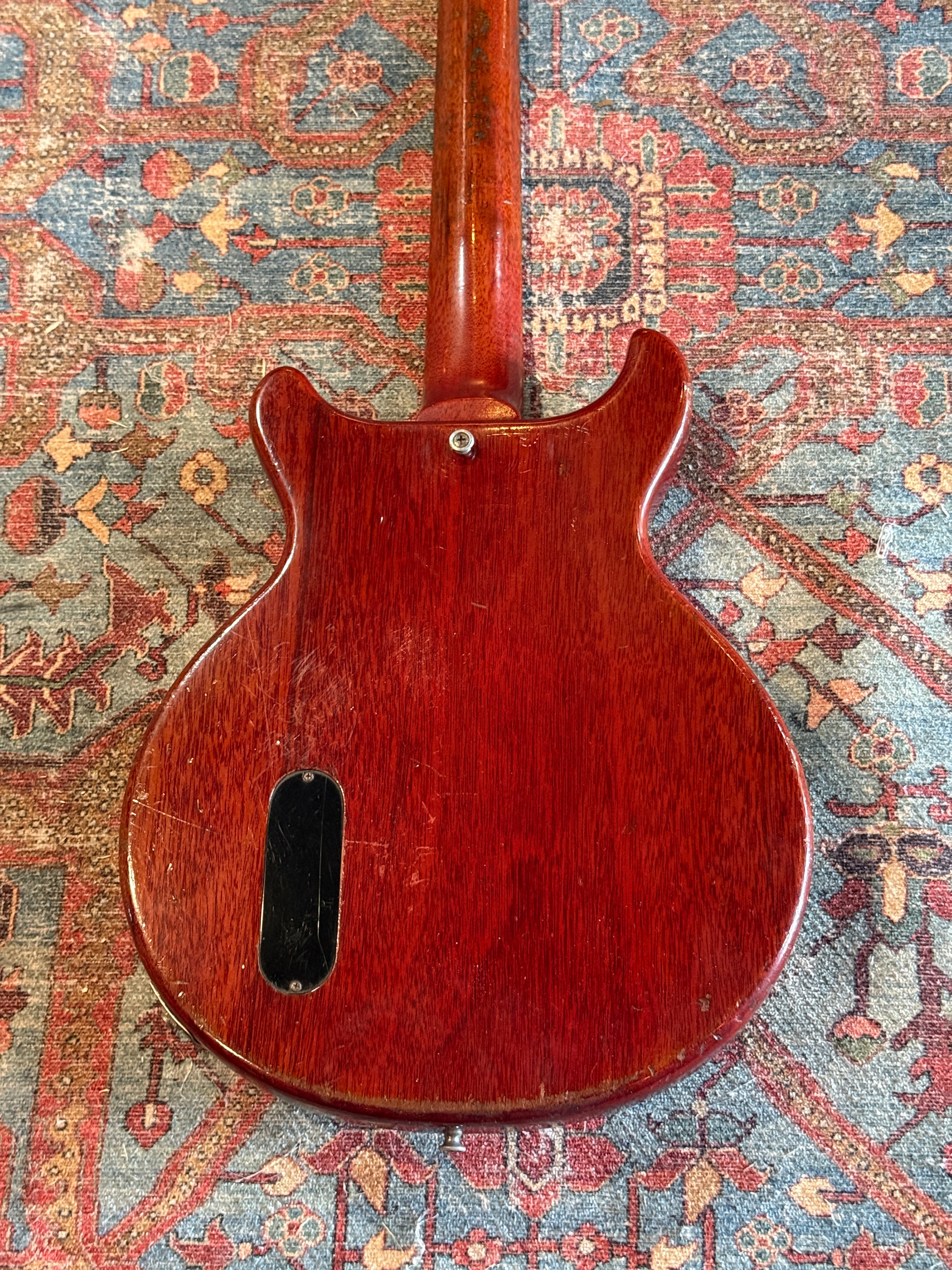 1959 Gibson Les Paul Junior Double Cutaway- Cherry – Center Stage