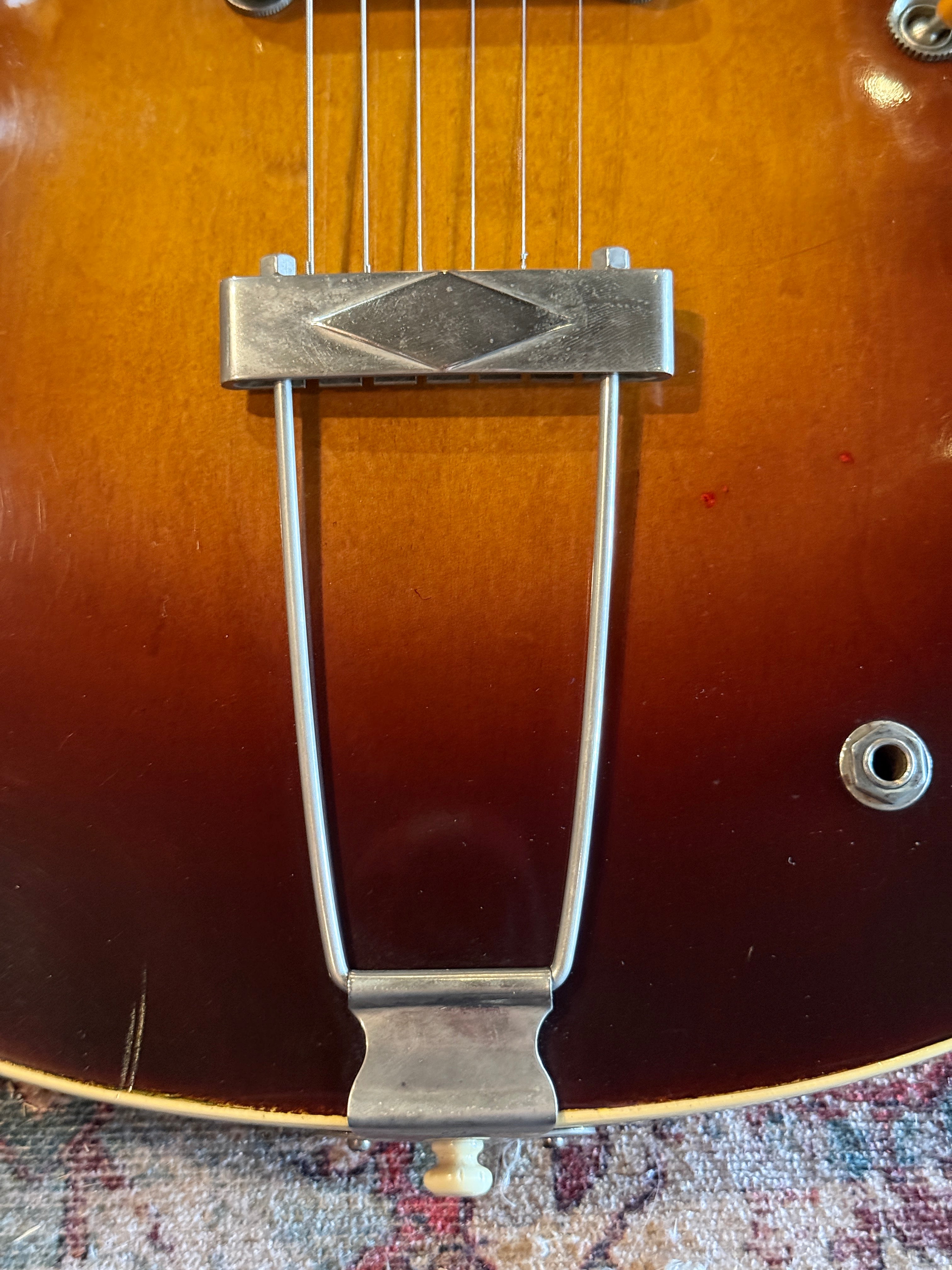1960 Gibson ES-330TD - Sunburst Refinish